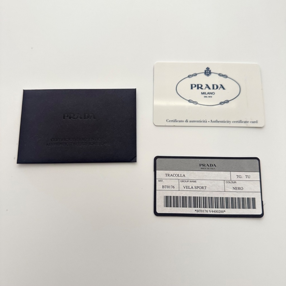 Authentic Prada authencity card - Picture 2 of 4